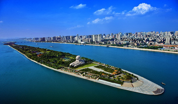 橘子洲头(图1)