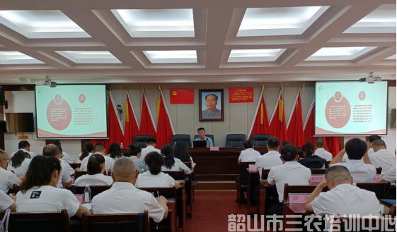吐鲁番市非公有制企业党组织书记和党建指导员示范培训班在韶山开展学习培训活动(图6)